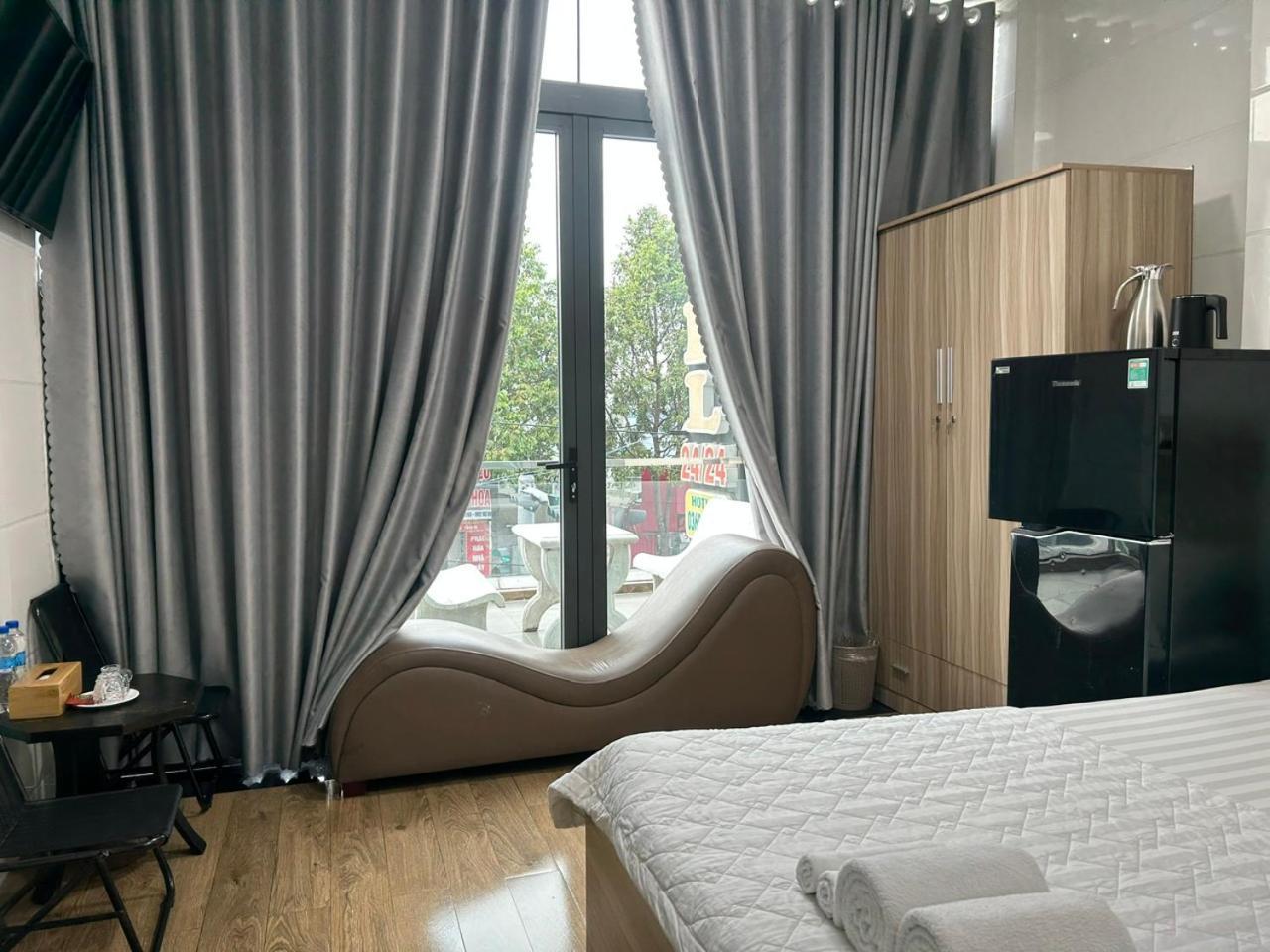 Hotel Hong Cam Trung An Buitenkant foto